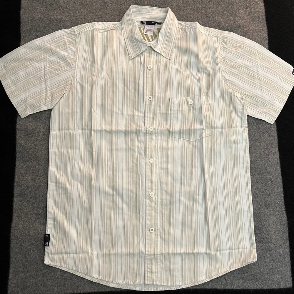 DC SHOE CO Vintage S/S Button-Up Shirt skateboard